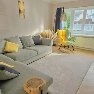 时尚的3室独立别墅，近海滩，mumbles Holiday home Swansea